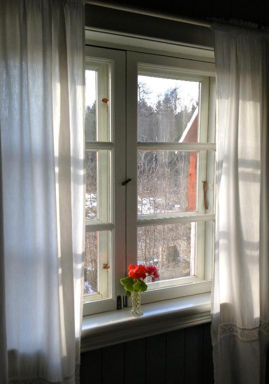 Vildrosor & Hoens Hagstad Room photo